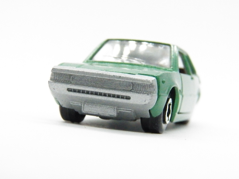 Illustration for article titled Mira 1:64 Seat 1200 Sport